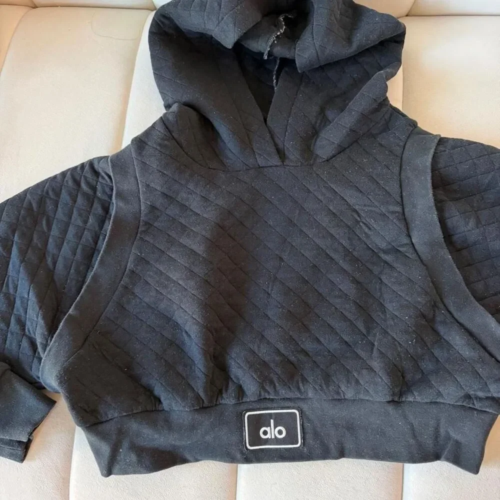ALO Quilted Cropped Arena Hoodie Black Size XS